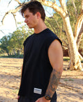 TRHVE TANK