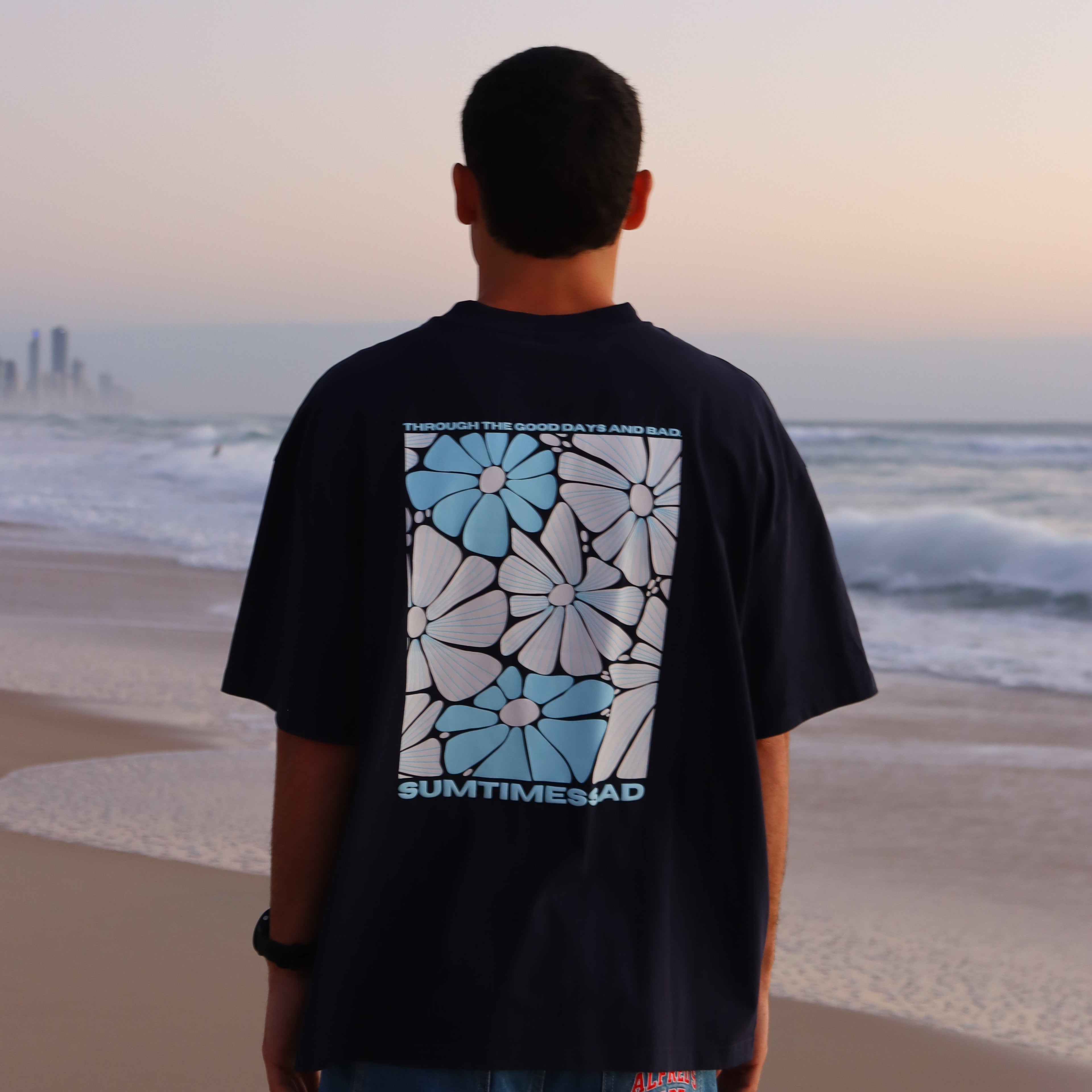 NAVY BLOOM